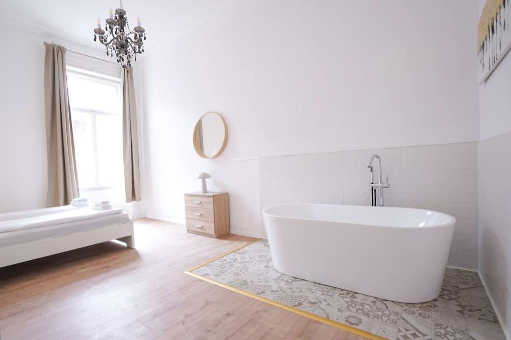 Venus Apartments - Klauzal Ter I Budapeszt Zewnętrze zdjęcie